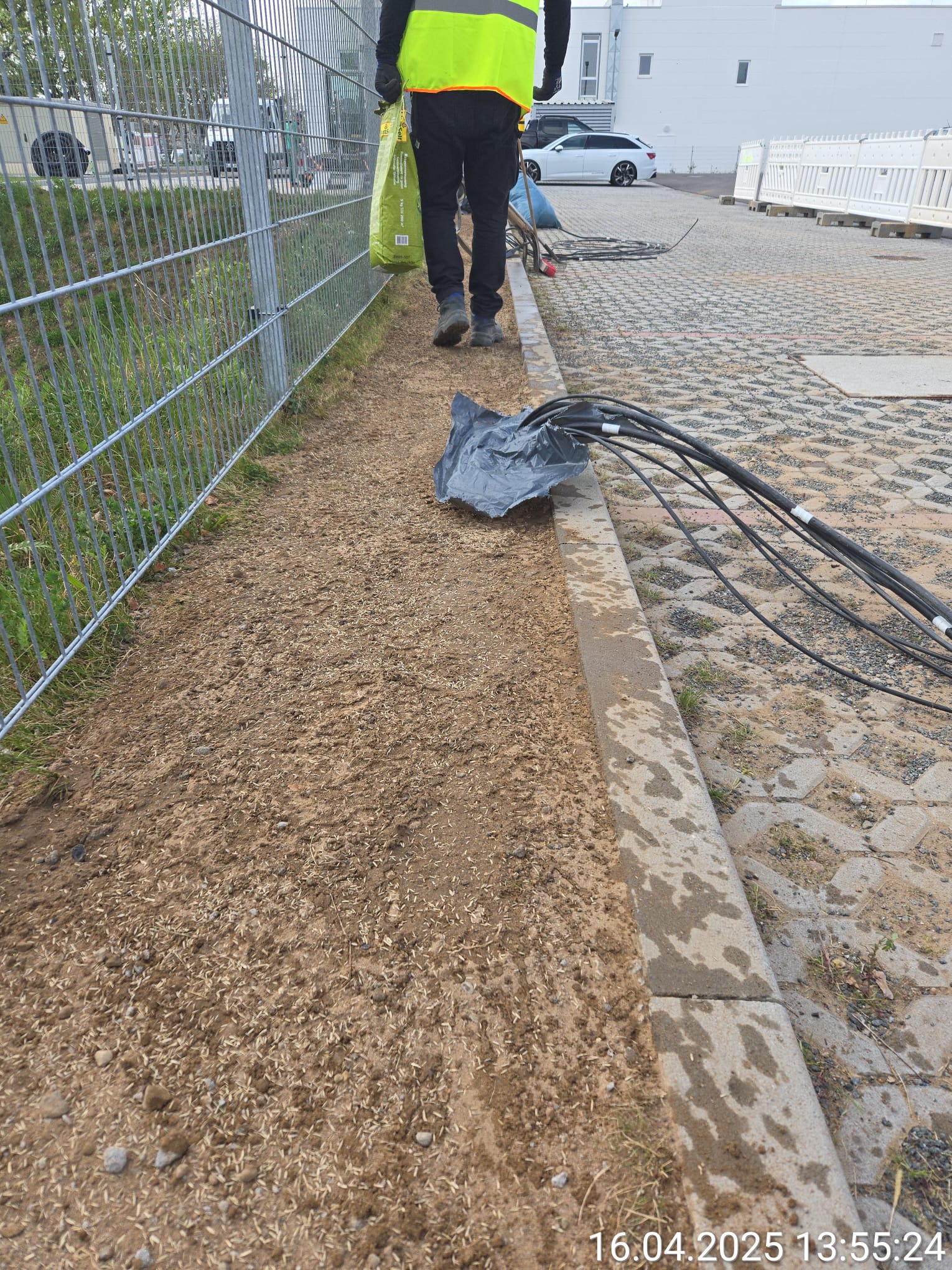 WhatsApp Image 2025-05-28 at 20.44.07 (4)