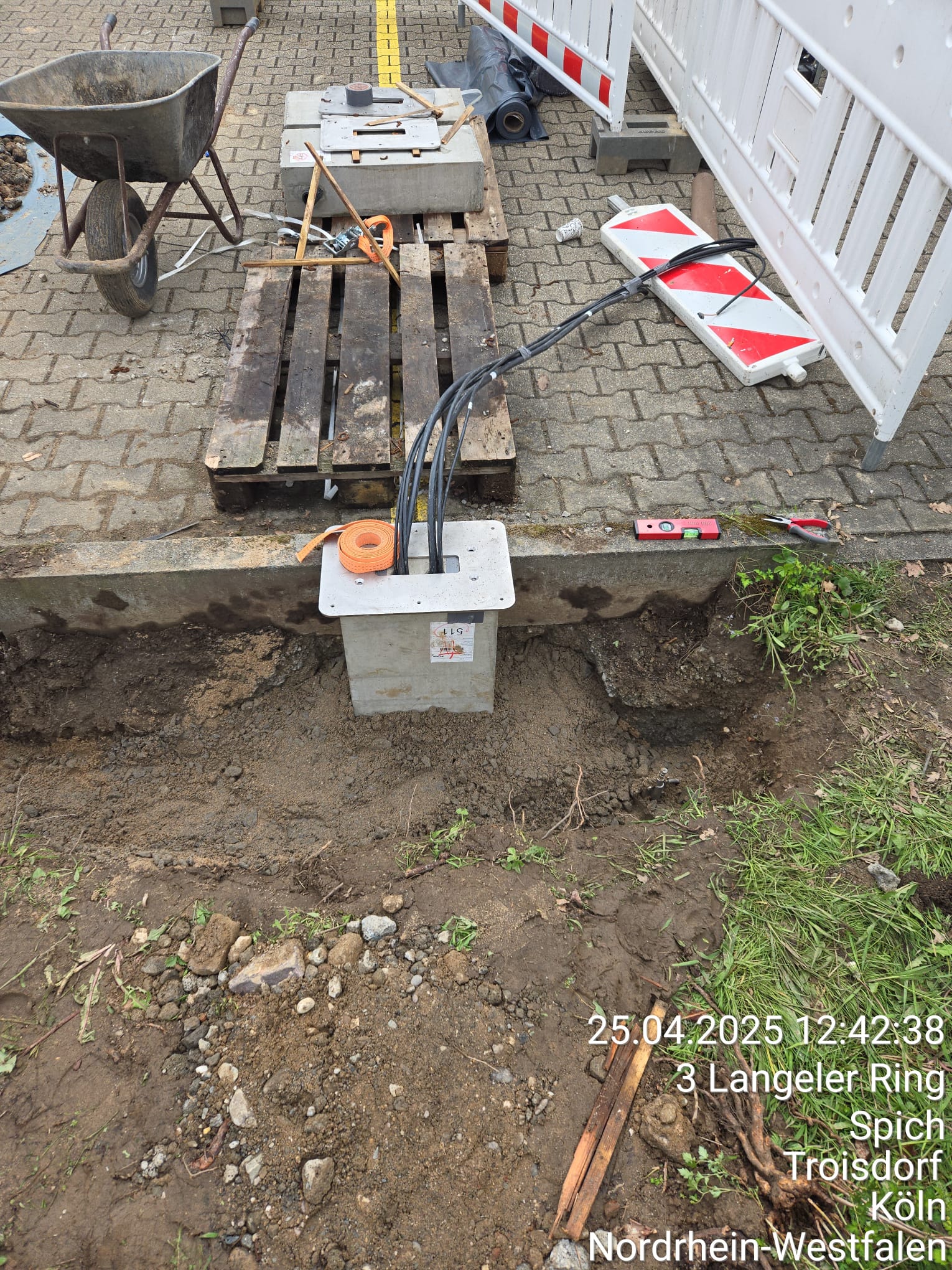 WhatsApp Image 2025-05-28 at 20.50.44 (2)