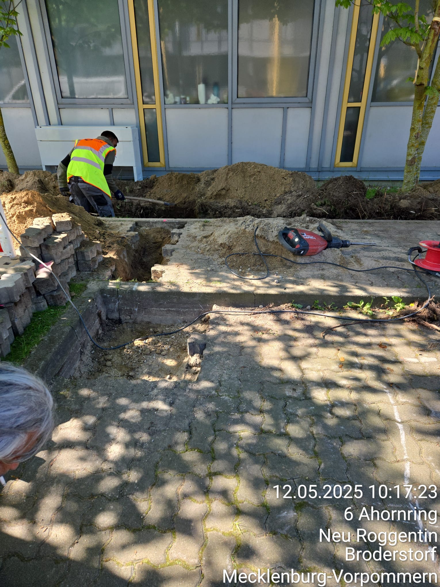 WhatsApp Image 2025-05-28 at 21.15.24 (1)